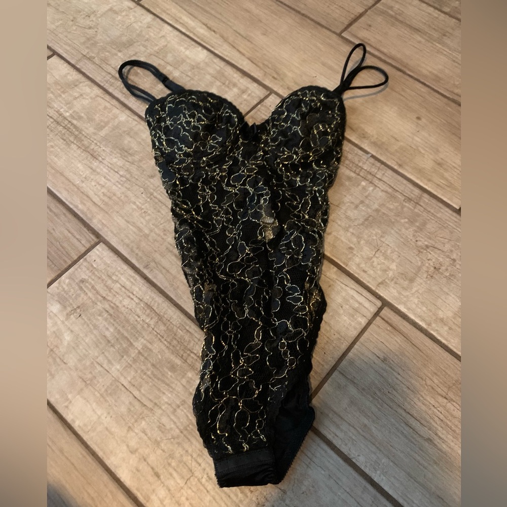 💜Vintage Victoria’s Secret bodysuit